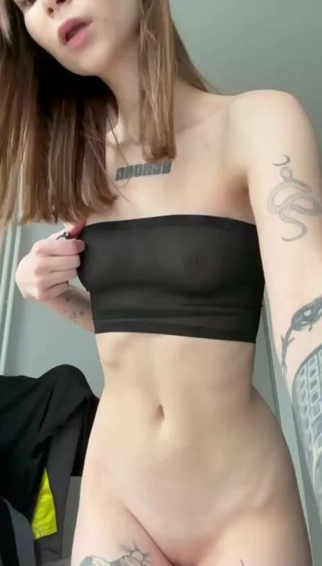 starkbloody11 actrice artistique photos