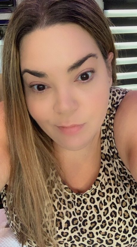 nnicole ivey star exclusive des photos