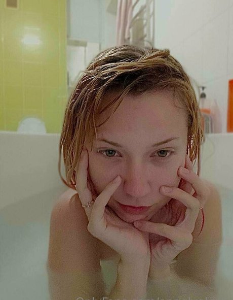 angelvaleria modèle gratuit des photos