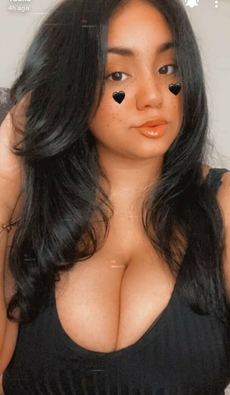 fans de gros seins asiatiques uniquement haut por image