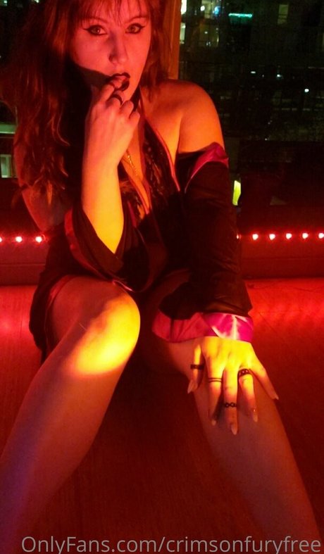 crimsonfuryfree étoile xxx photos
