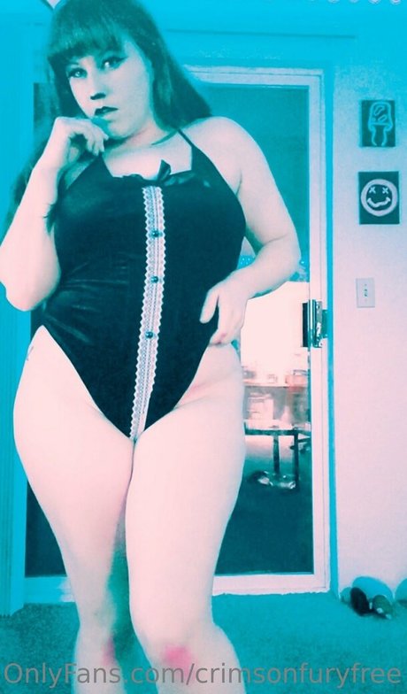 crimsonfuryfree modèle adulte des photos