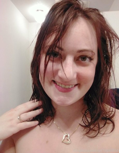 jacquelinestone56 actrice libre des photos