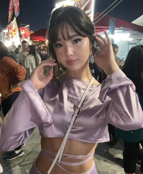 JenaUrf star du porno en haute qualité photo