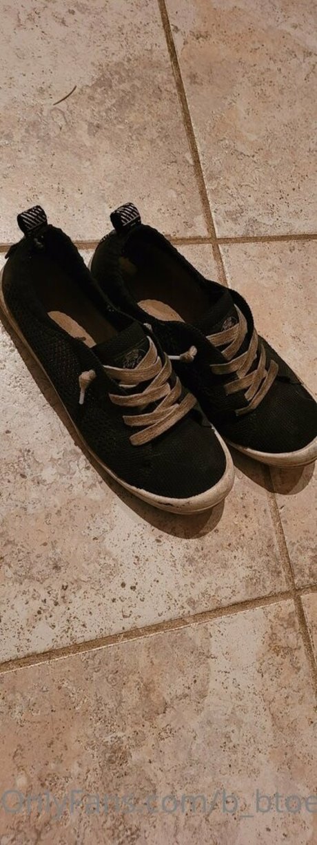 b btoesxofree mannequin archive