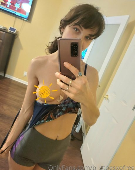 b btoesxofree modèle de sexe images