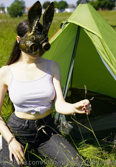 followthemaskedbunnyfree star du porno parfaite photos