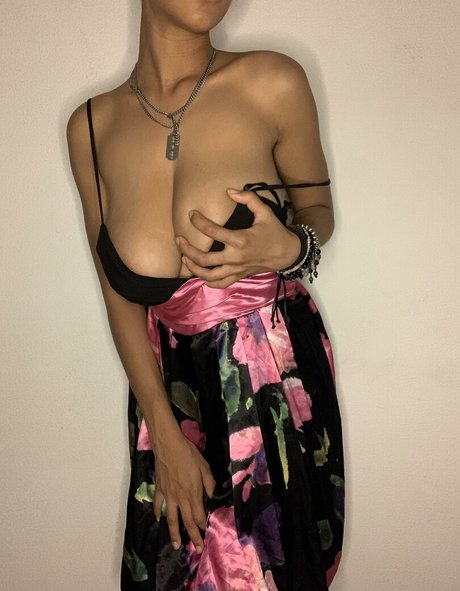 SultryAphodite star du porno xxx galeries