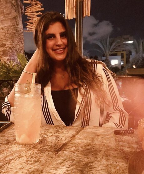 chatte arabe onlyfans adulte chaud des photos