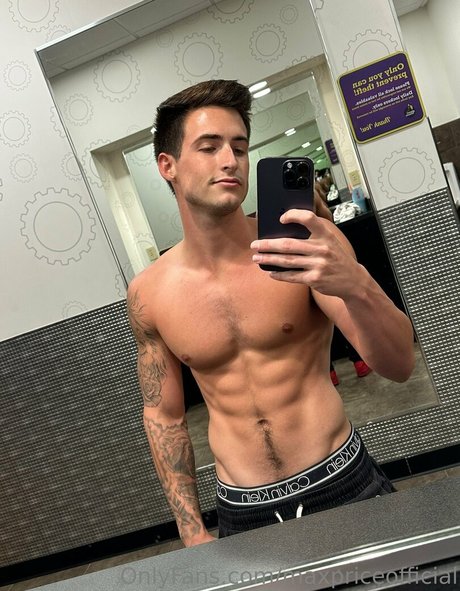 maxpriceofficial modèle pornographique image