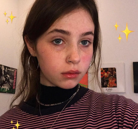 Clairo modèle magnifique des photos