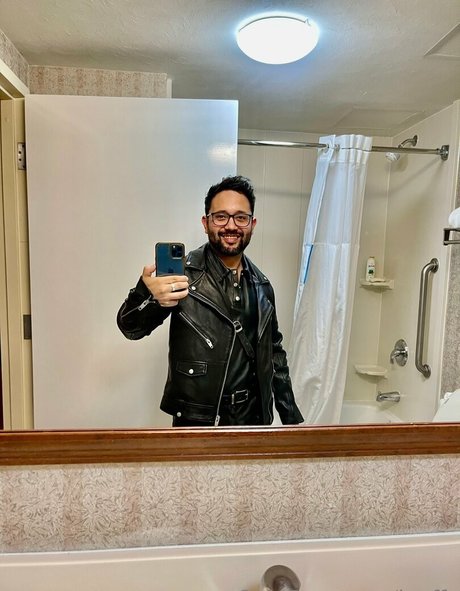 leoffz étoile nue img