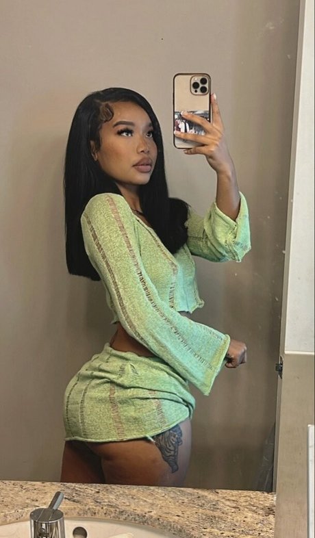 mikaadenise star du porno xxx img