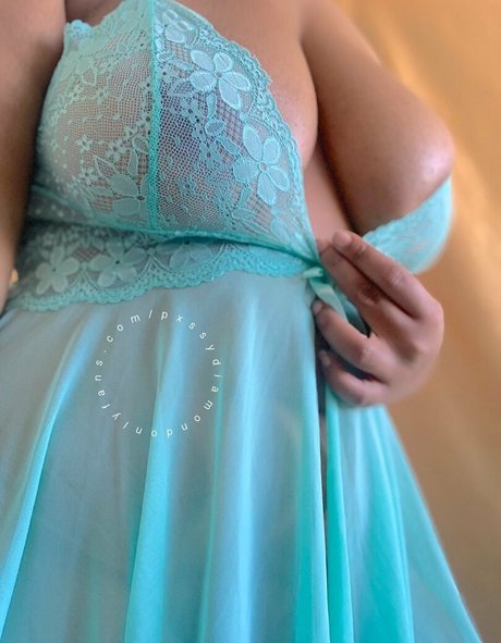 fellation asiatique onlyfans haut hd galeries