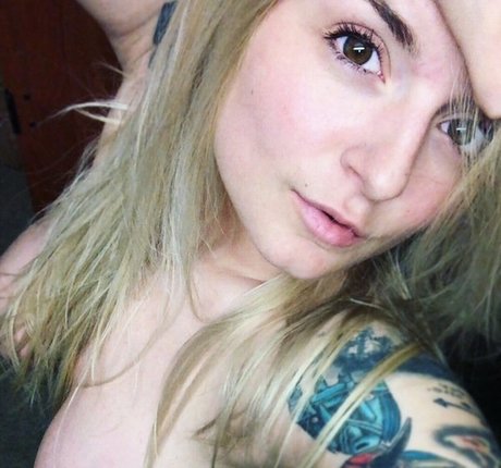 theinkedbunnie actrice parfaite galeries