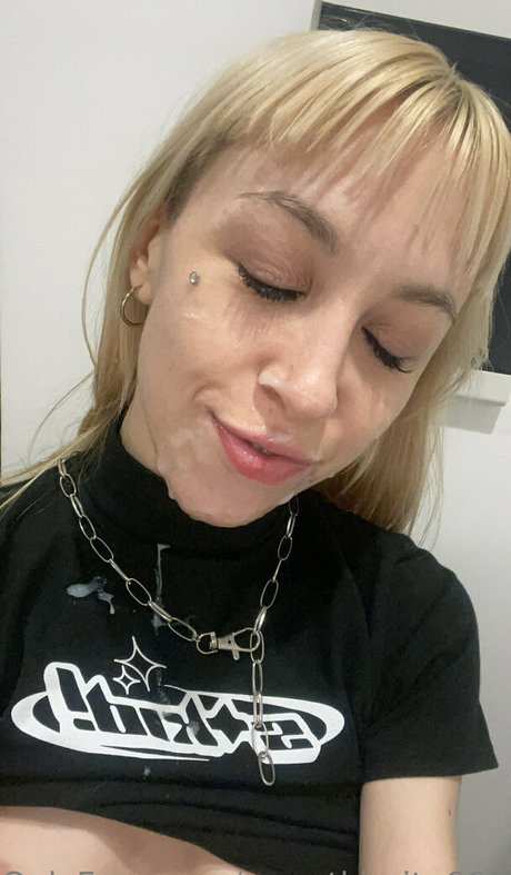 sweetkiarita666vip belle actrice galeries