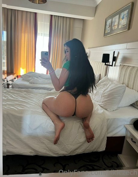 Kristyna Marikova étoile parfaite galeries