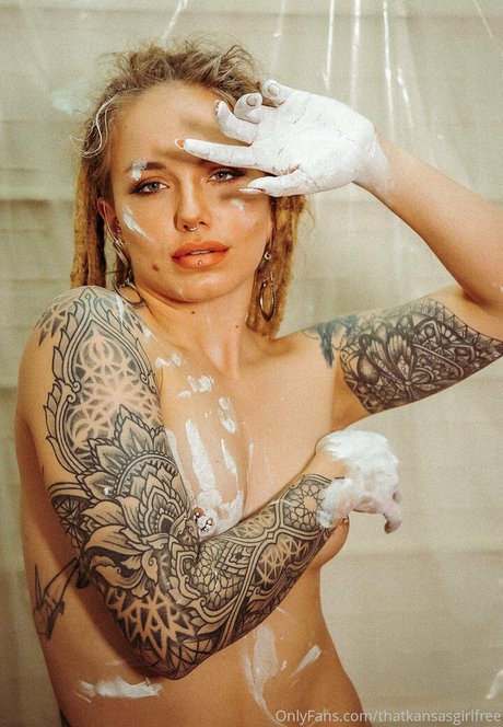 thatkansasgirlfree modèle parfait photos