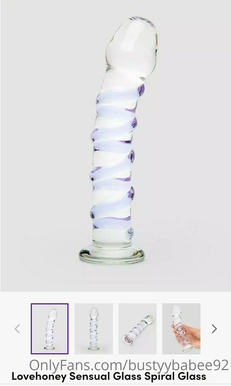 bustyybabee92 actrice artistique collection