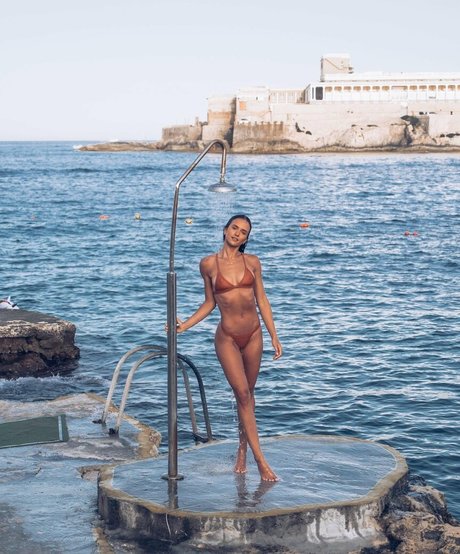 Helen Owen beau modèle galeries