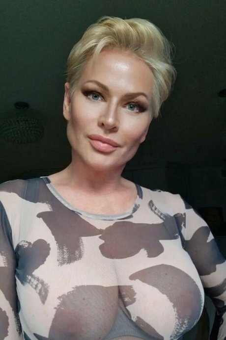 Cheri vi art modèle images