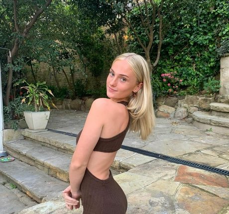 Chessielewis beau modèle photo