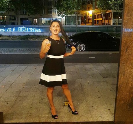 fans de muscle trans uniquement nus pornographiques photo