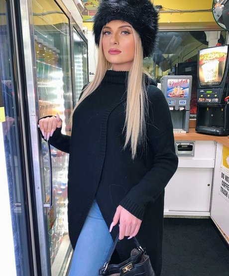 Tsmissmara star du porno gratuite galeries