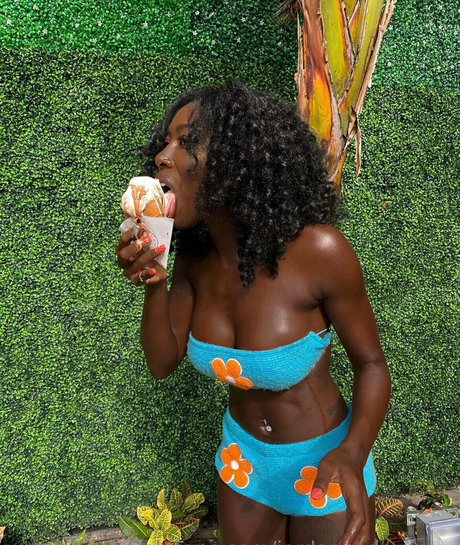 JordanneDeveaux actrice hd archive