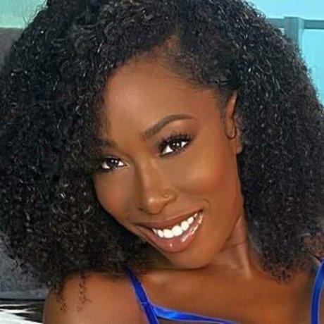 JordanneDeveaux star du porno parfaite des photos