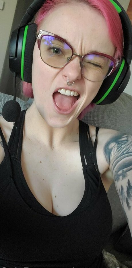 robe sexy onlyfans chaud nu img