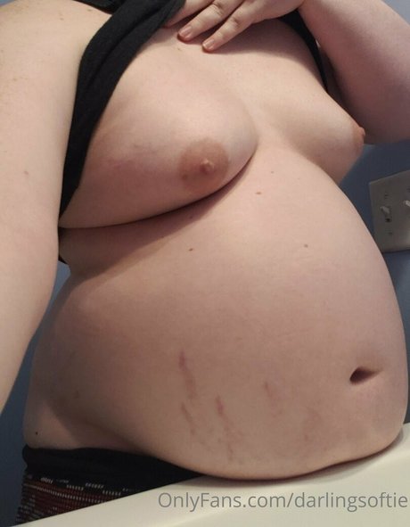 tatouages ​​blonds onlyfans érotique xxx img