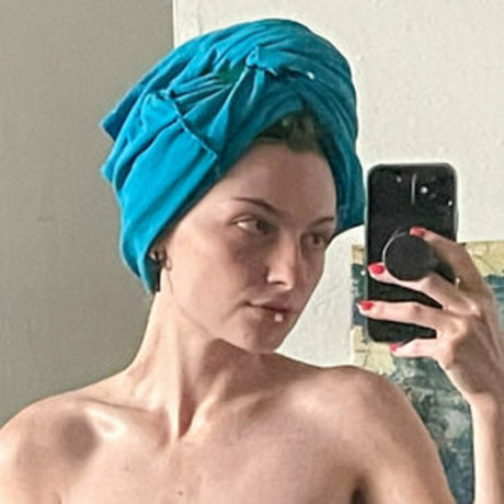 Ethereal Lovebug star du porno archive