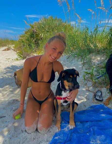 Hannathorla Annahorla modèle exclusif image