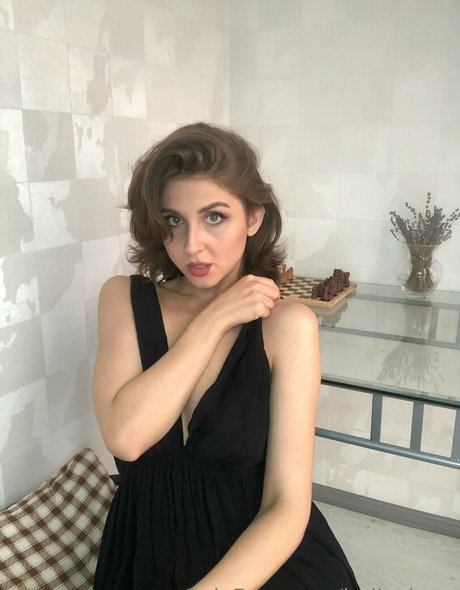 bellachary actrice artistique photos