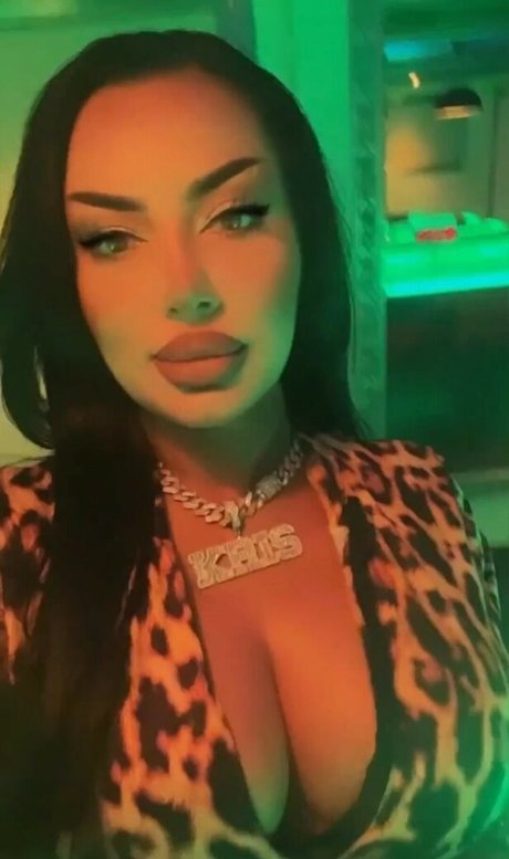 épouse infidèle onlyfans xxx érotique image