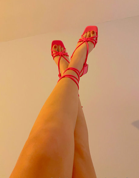 athelinafree actrice libre images