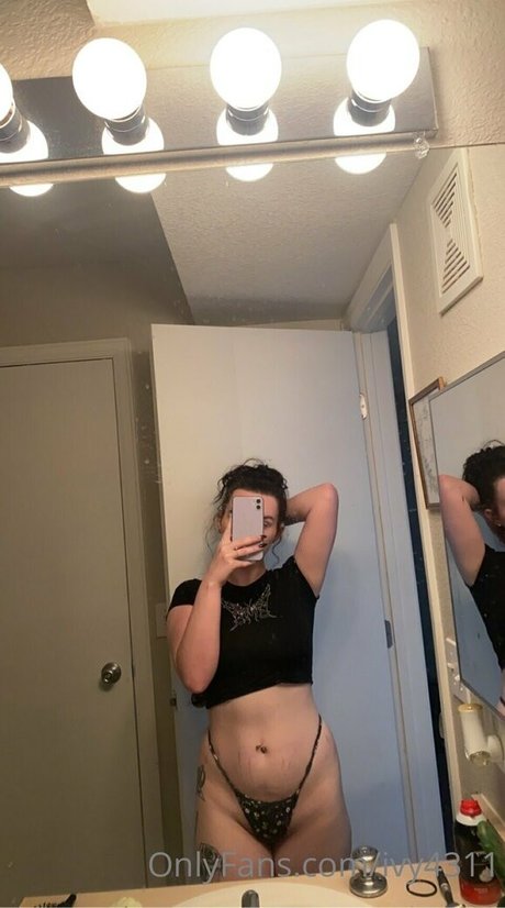 ivy4311 modèle joli img