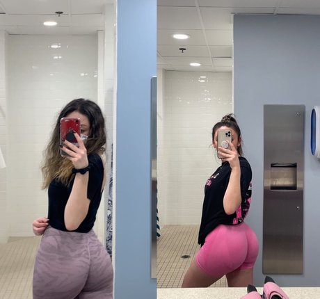 twinks onlyfans nus exclusifs img