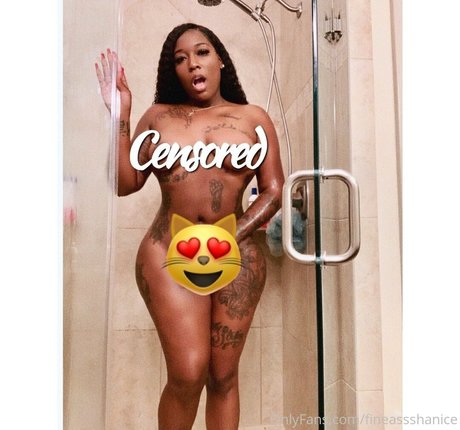 fineassshanice étoile sexy photo