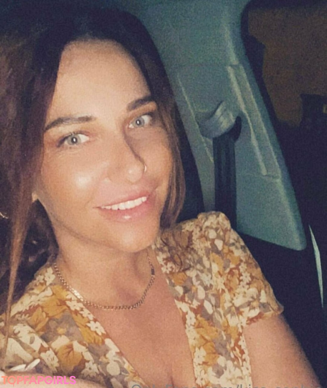 kiss sophie haut modèle photos