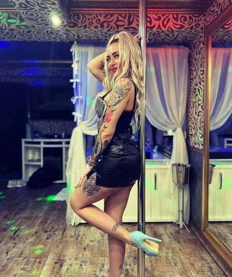 aquene isabell modèle porno photos