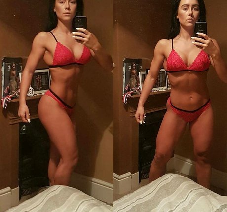 Suzy Hanah modèle magnifique galerie