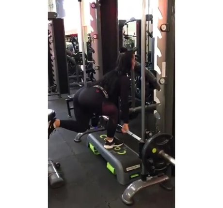 Suzy Hanah étoile sexy galeries