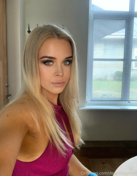 Desiree Mumm actrice chaude photo