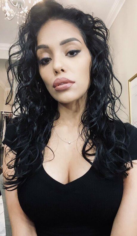 nina morelo sexe star archive