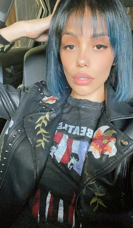 nina morelo actrice libre collection