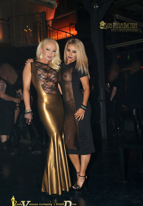 Lady Vanessa actrice érotique collection