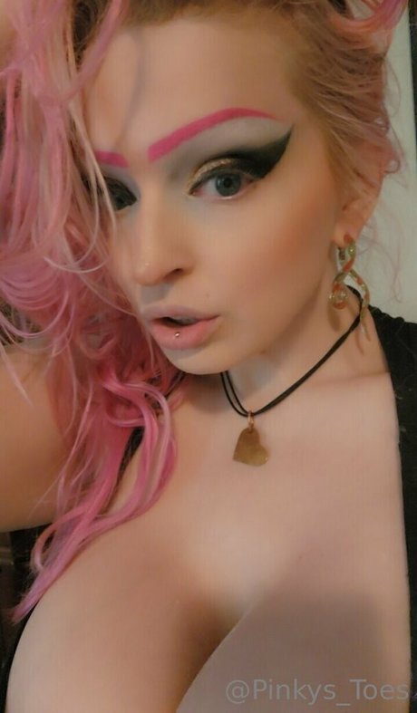 pinkys toes actrice érotique collection