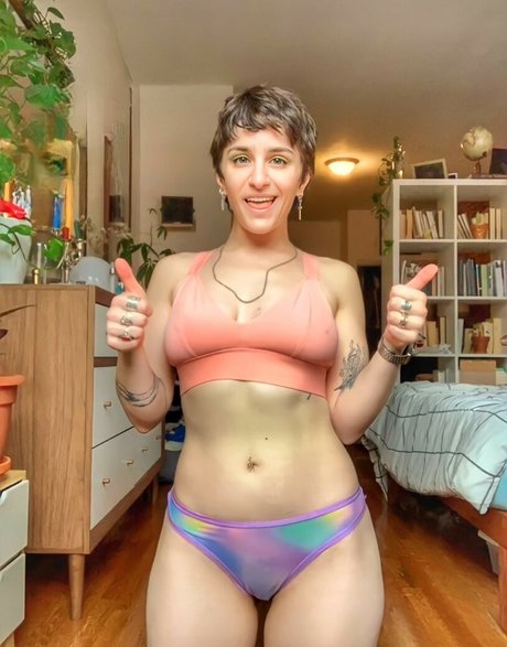 Sally Burtnick modèle image